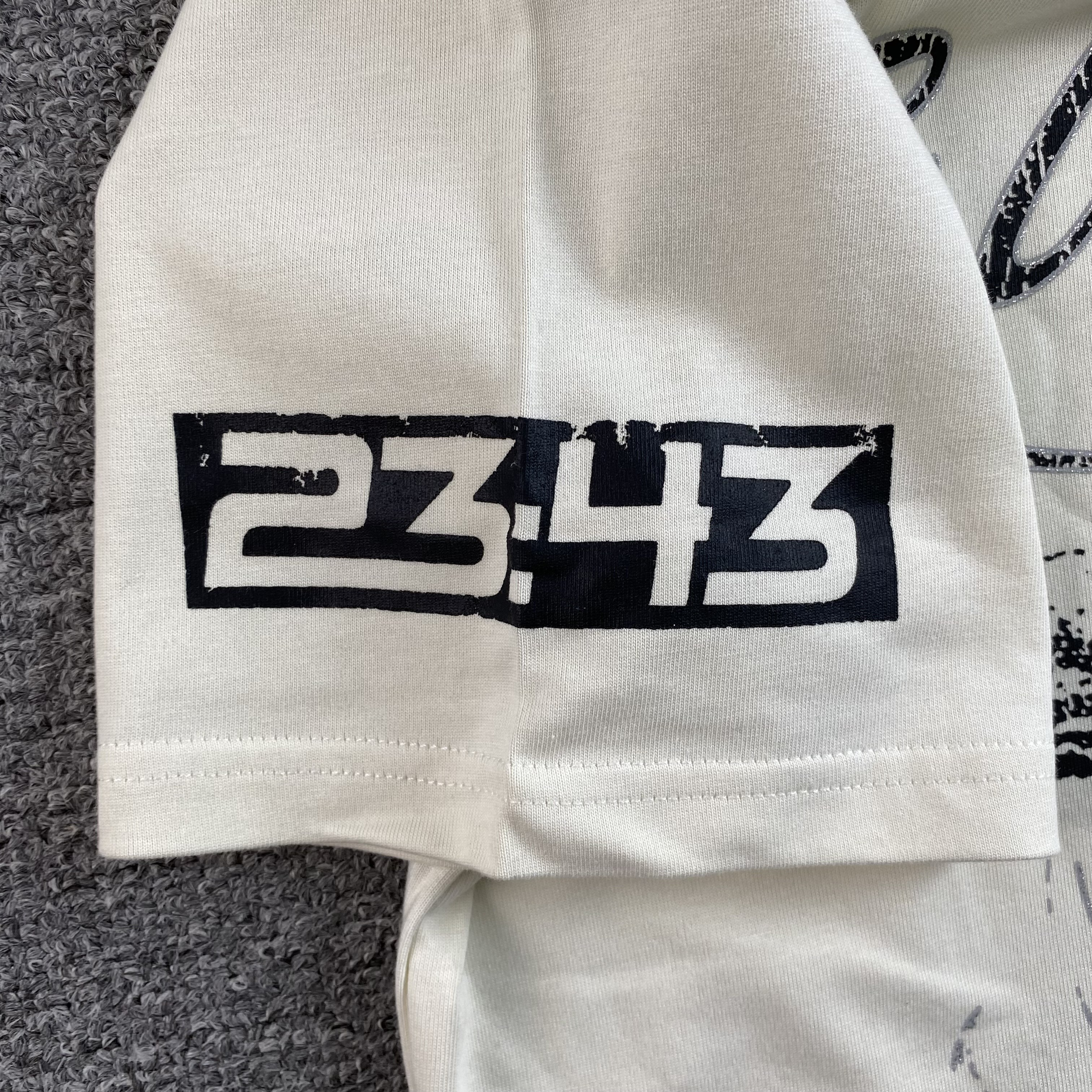 WozlyWear