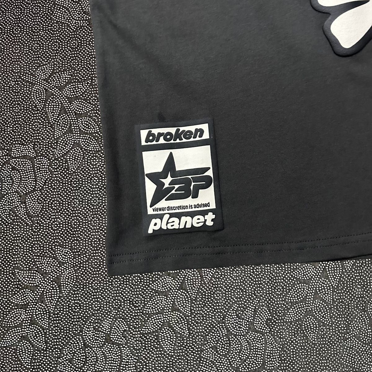 WozlyWear
