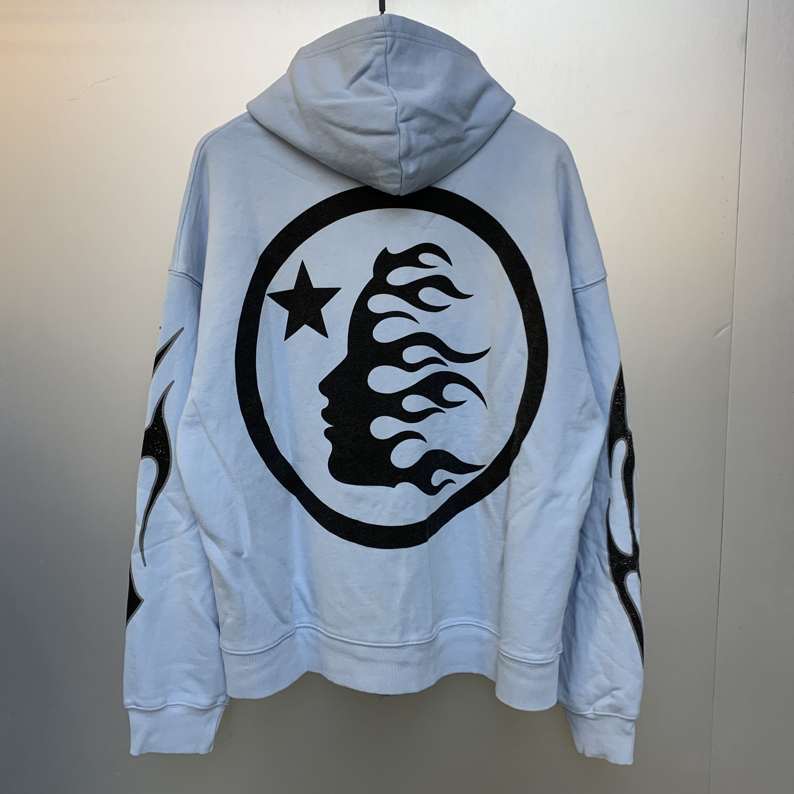 WozlyWear