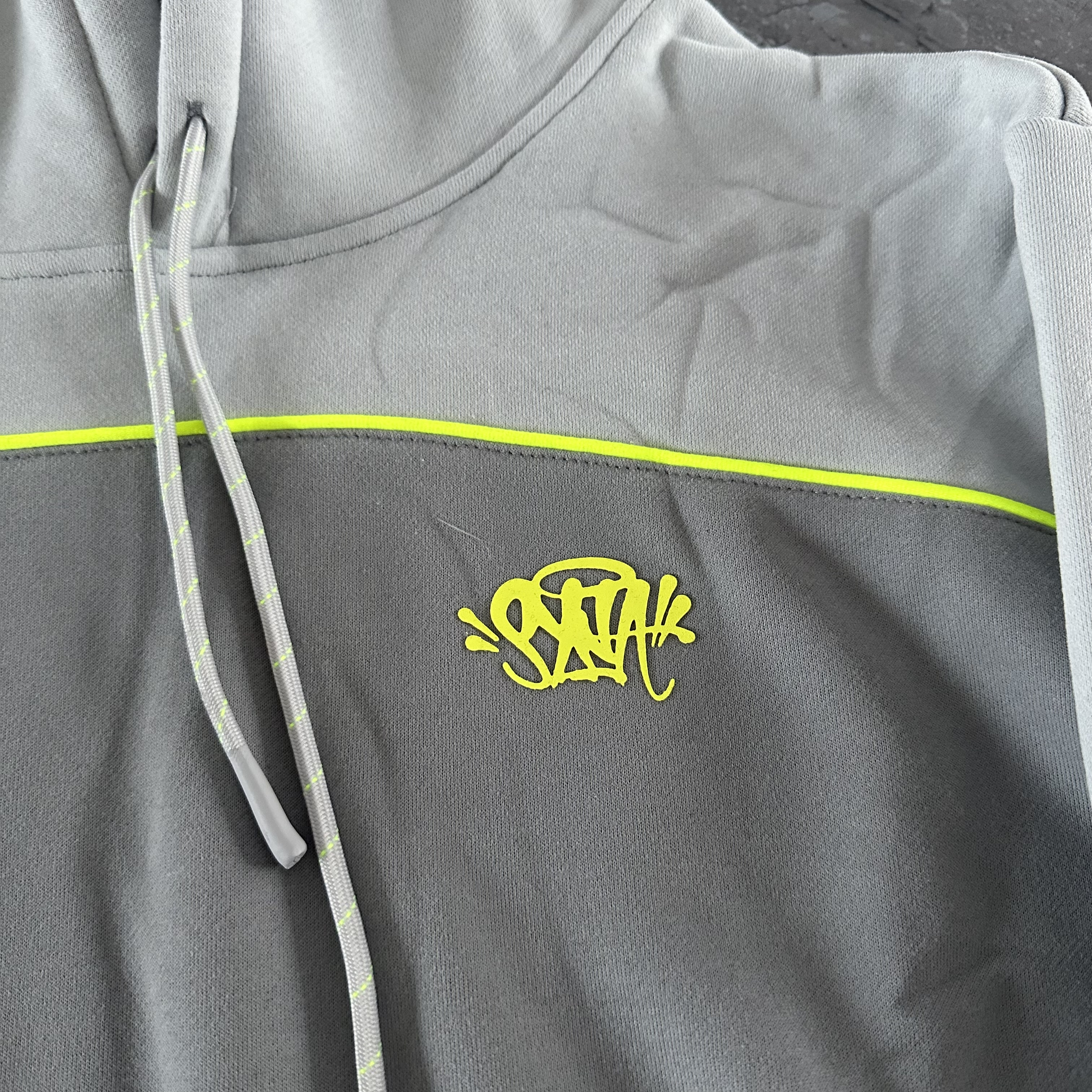 WozlyWear