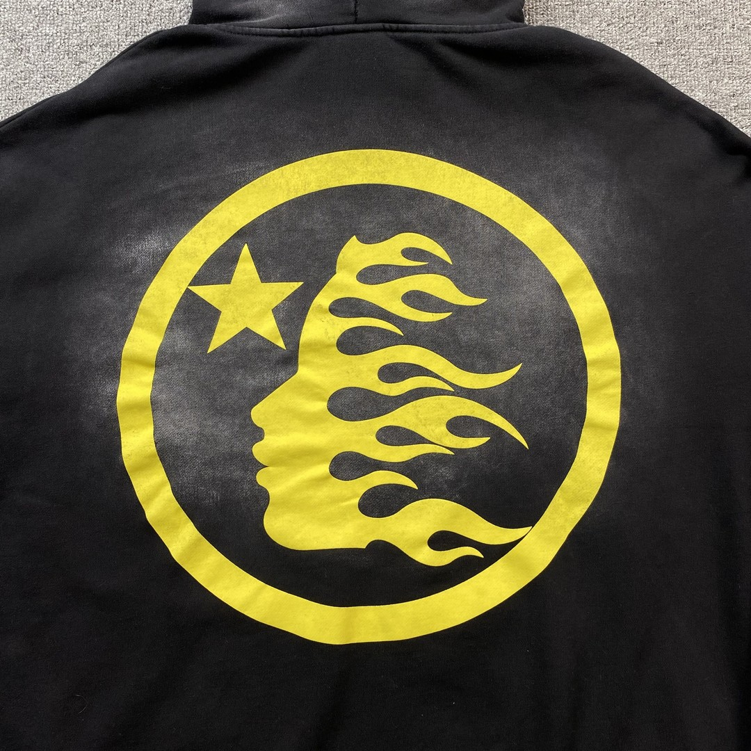 WozlyWear