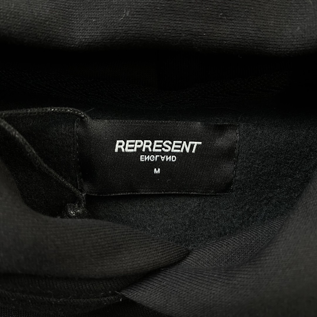 WozlyWear